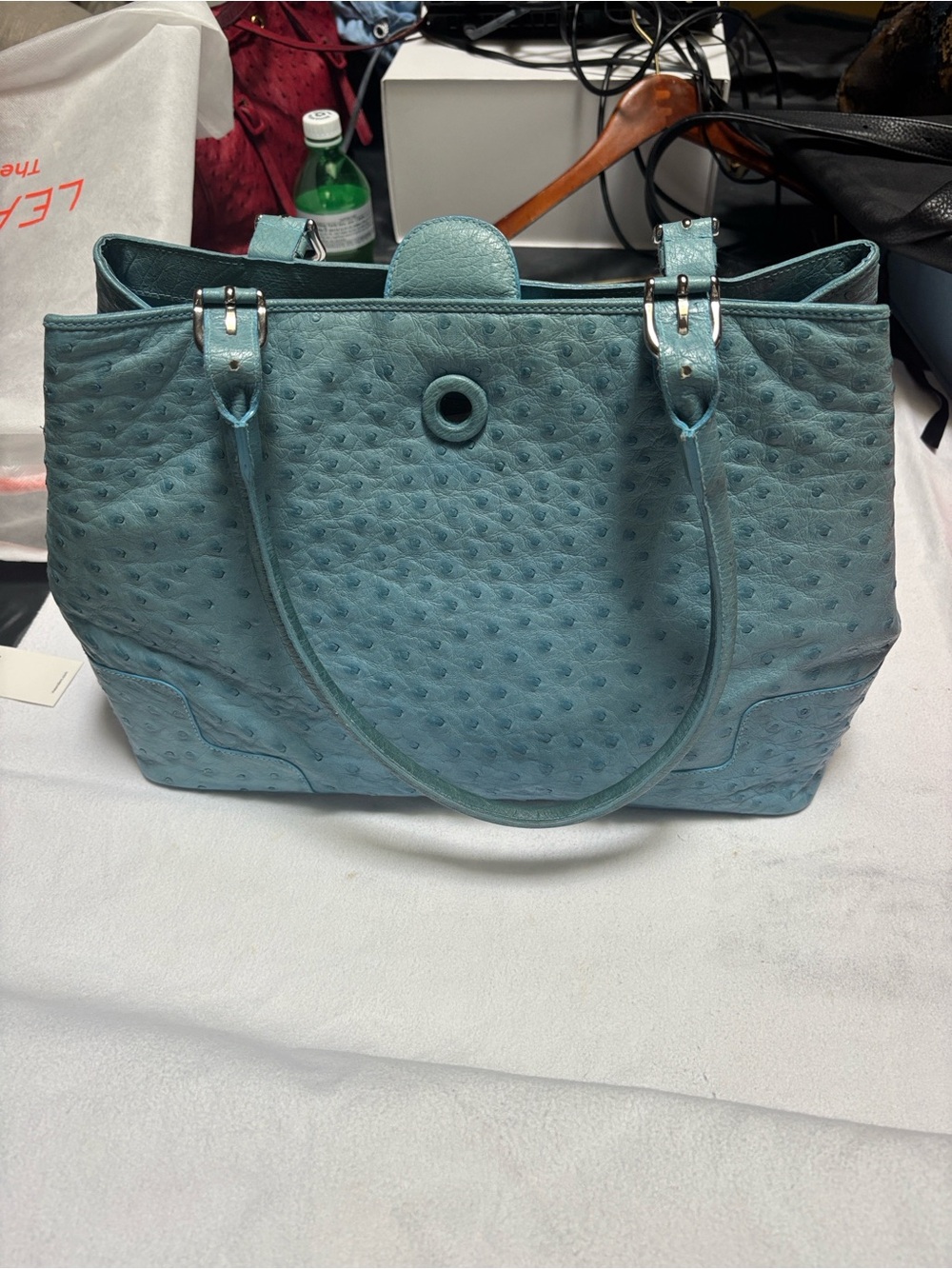 Suraez Blue Ostrich-Texture Tote Bag - Stylish Everyday Carry